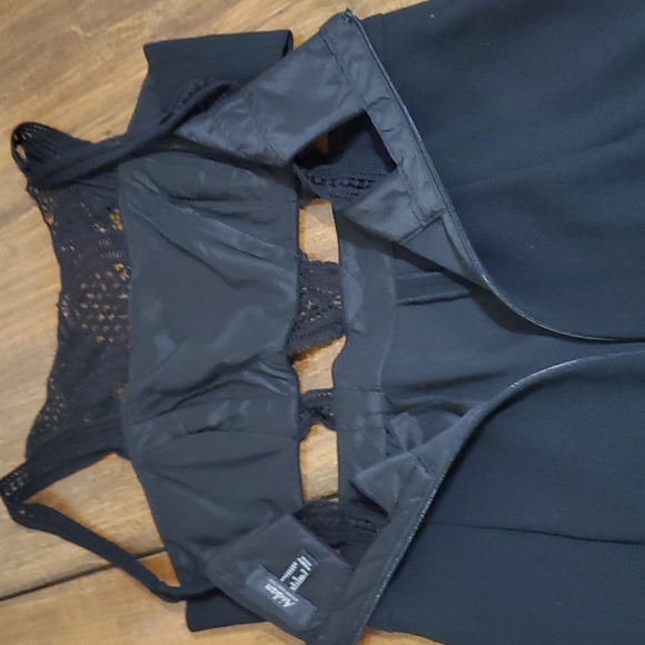 Aidan Mattox Cut Out Top Black Lace High Waist Jumpsuit - Picture 8 of 14